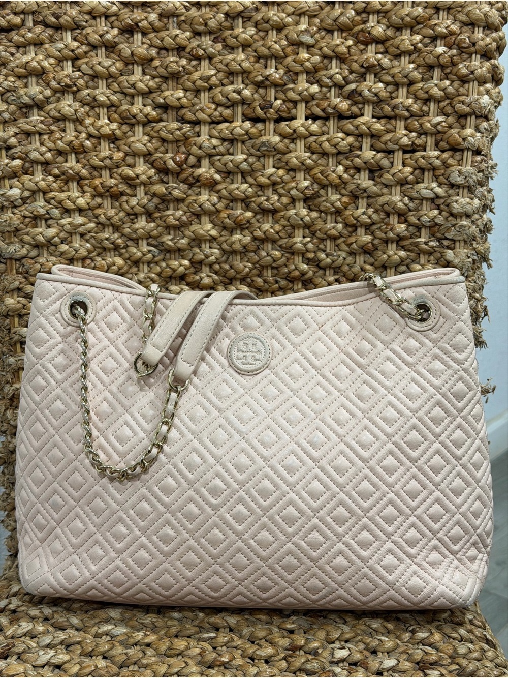 Tory Burch Quilted Chain-Handle Tote in Light Pink